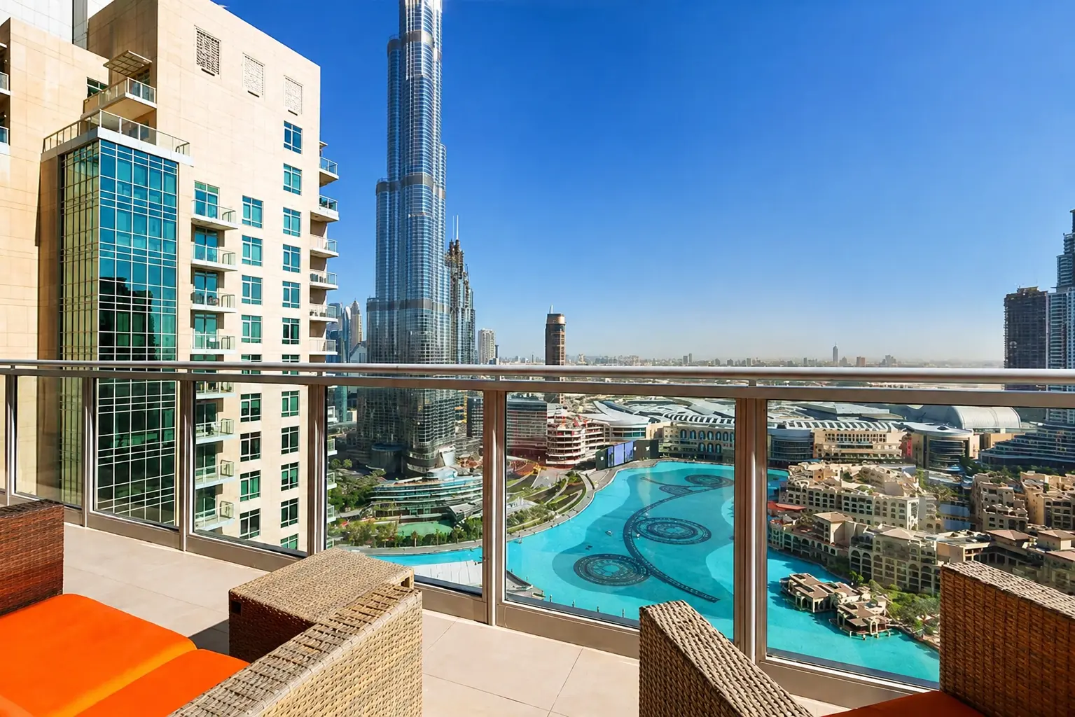 Suite with city views